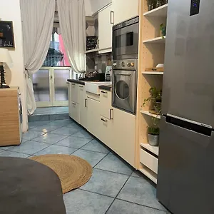 https://mari-mari.hotels-amalfi.com